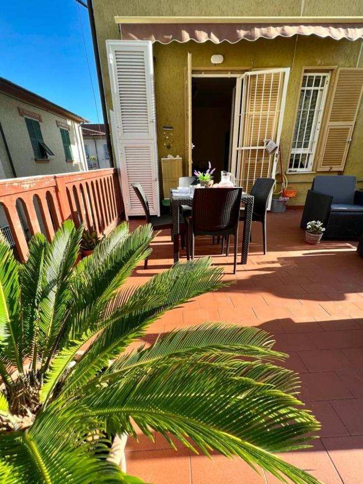 La Casa Di Ele, Parcheggio Privato Gratuito La Spezia