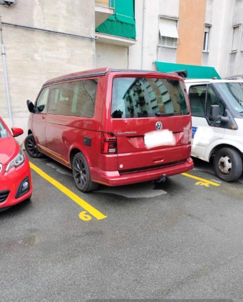 Apartment La Casa Di Ele, Parcheggio Privato Gratuito La Spezia